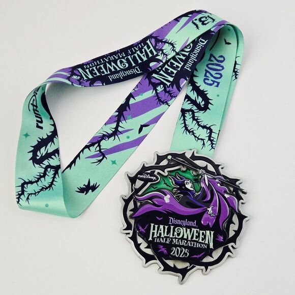 Disney Accessories - Disneyland Halloween 2025 runDisney Half Marathon Maleficent Finisher Medal READ